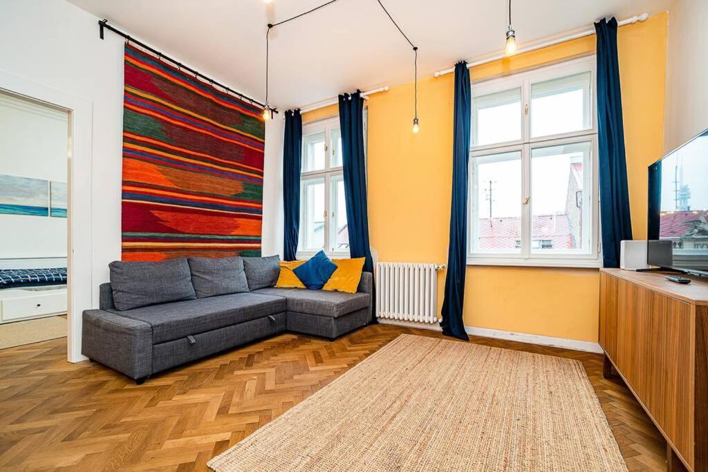 Apartmán Elegant, Modern, 2-Bed Flat By Museum Of Praha Exteriér fotografie